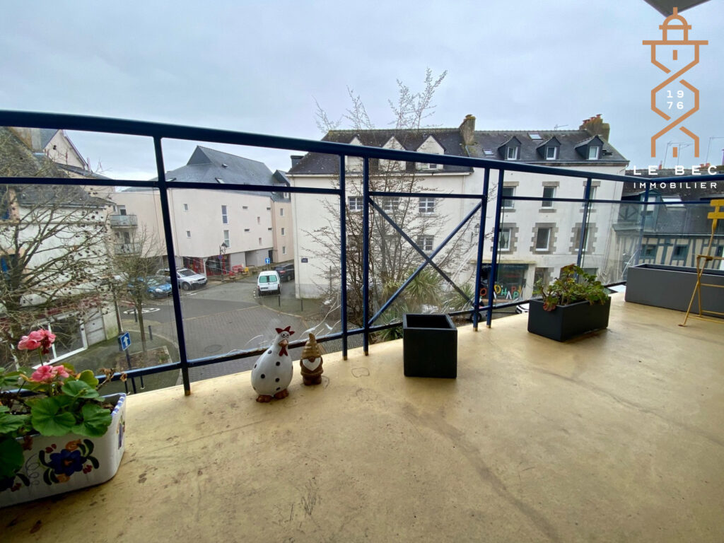 Bien: A louer Appartement T3 VANNES Centre Ville